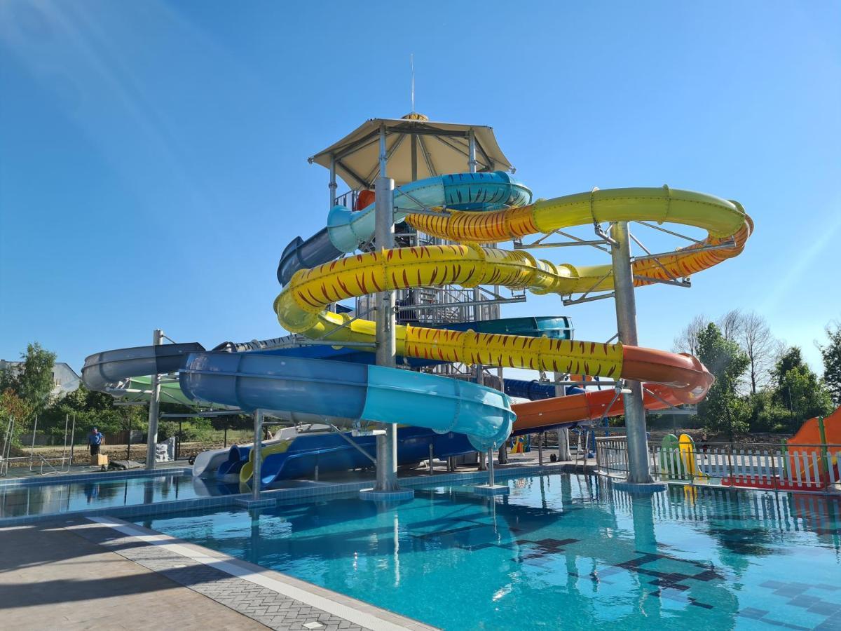 Tarsis Club & Aquapark - All Inclusive Sunny Beach Ngoại thất bức ảnh